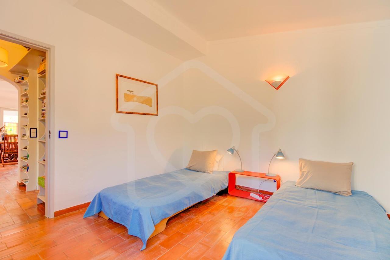 Villas2Go2 Praia Da Marinha Lagoa  Luaran gambar