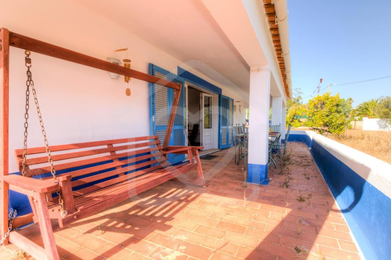 Villas2Go2 Praia Da Marinha Lagoa  Luaran gambar